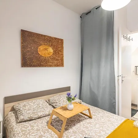 Peaceful Retreat & Cozy In , Sleep4 ,near Center , Free Public Parking Appartement