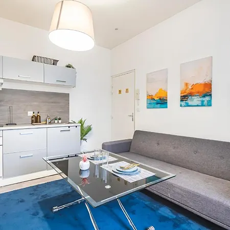 Peaceful Retreat & Cozy In , Sleep4 ,near Center , Free Public Parking Apartman