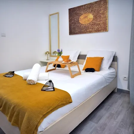 Peaceful Retreat & Cozy In , Sleep4 ,near Center , Free Public Parking ריימס