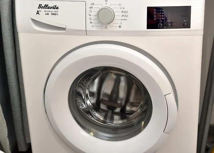 Apartment Peaceful Retreat & Cozy In , Sleep4 ,near Center , Free Public Parking *