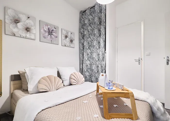 Apartment Peaceful Retreat & Cozy In , Sleep4 ,near Center , Free Public Parking